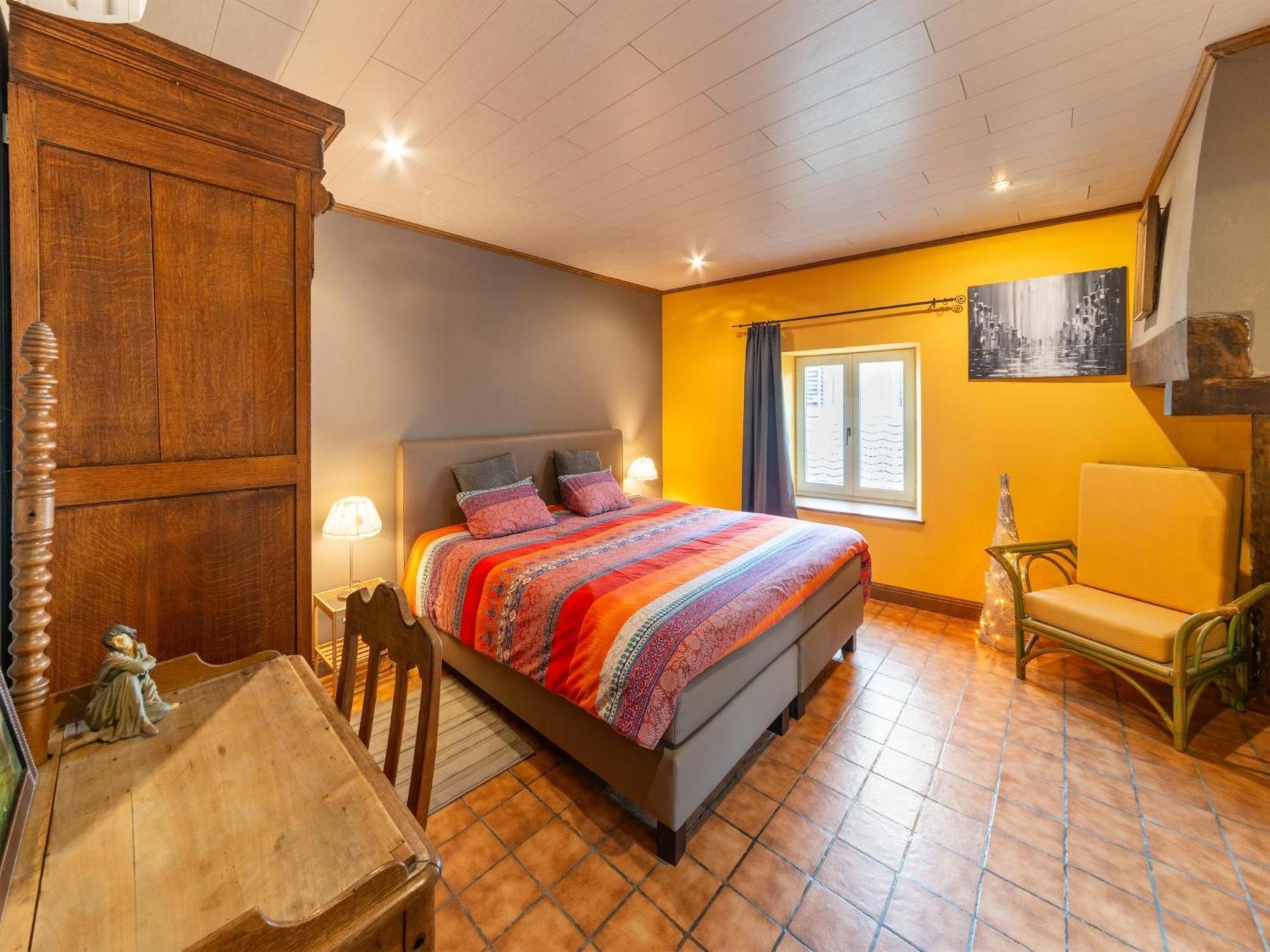 Holiday Home With Bubble Bath Florenville Extérieur photo