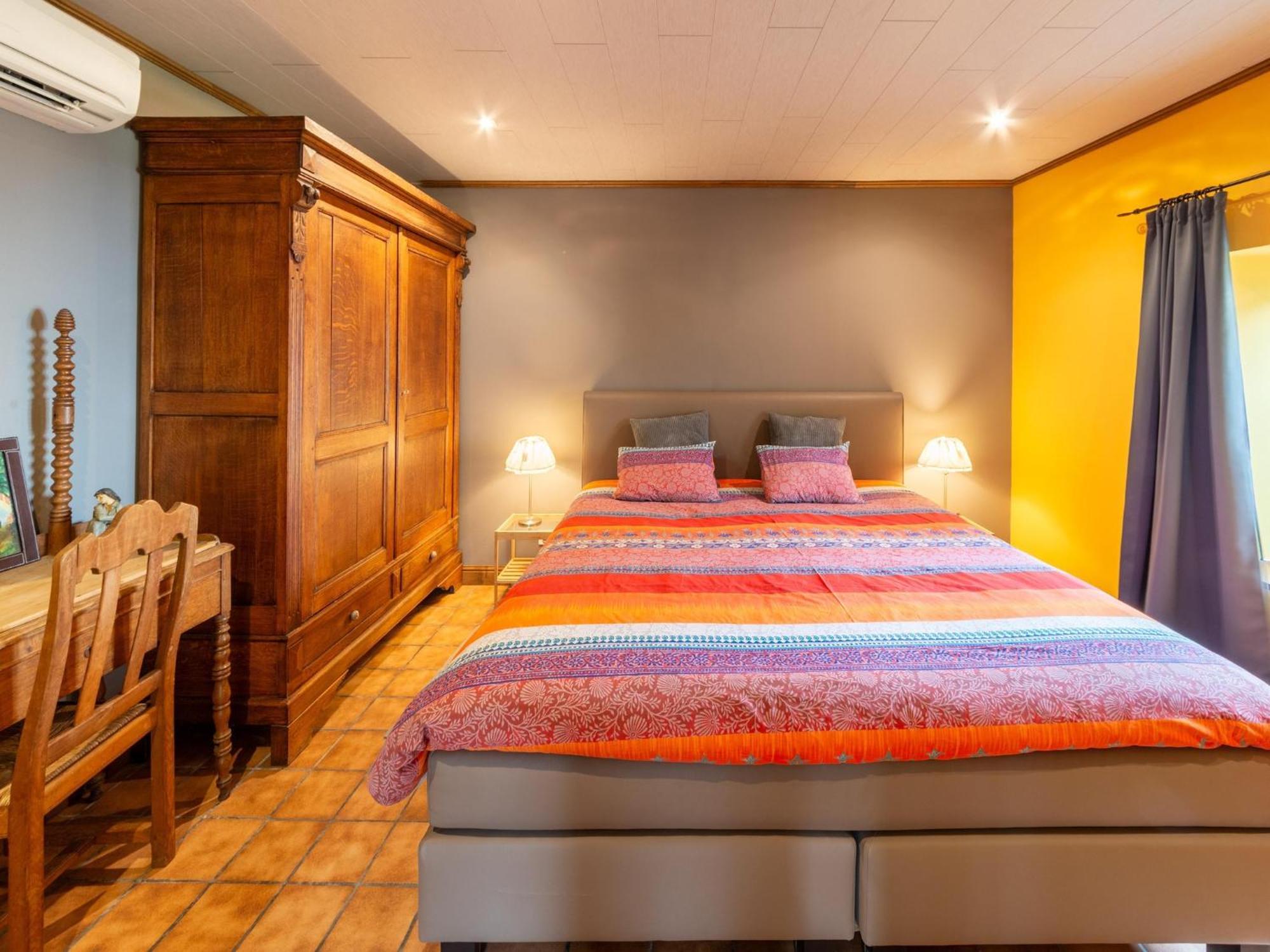 Holiday Home With Bubble Bath Florenville Extérieur photo
