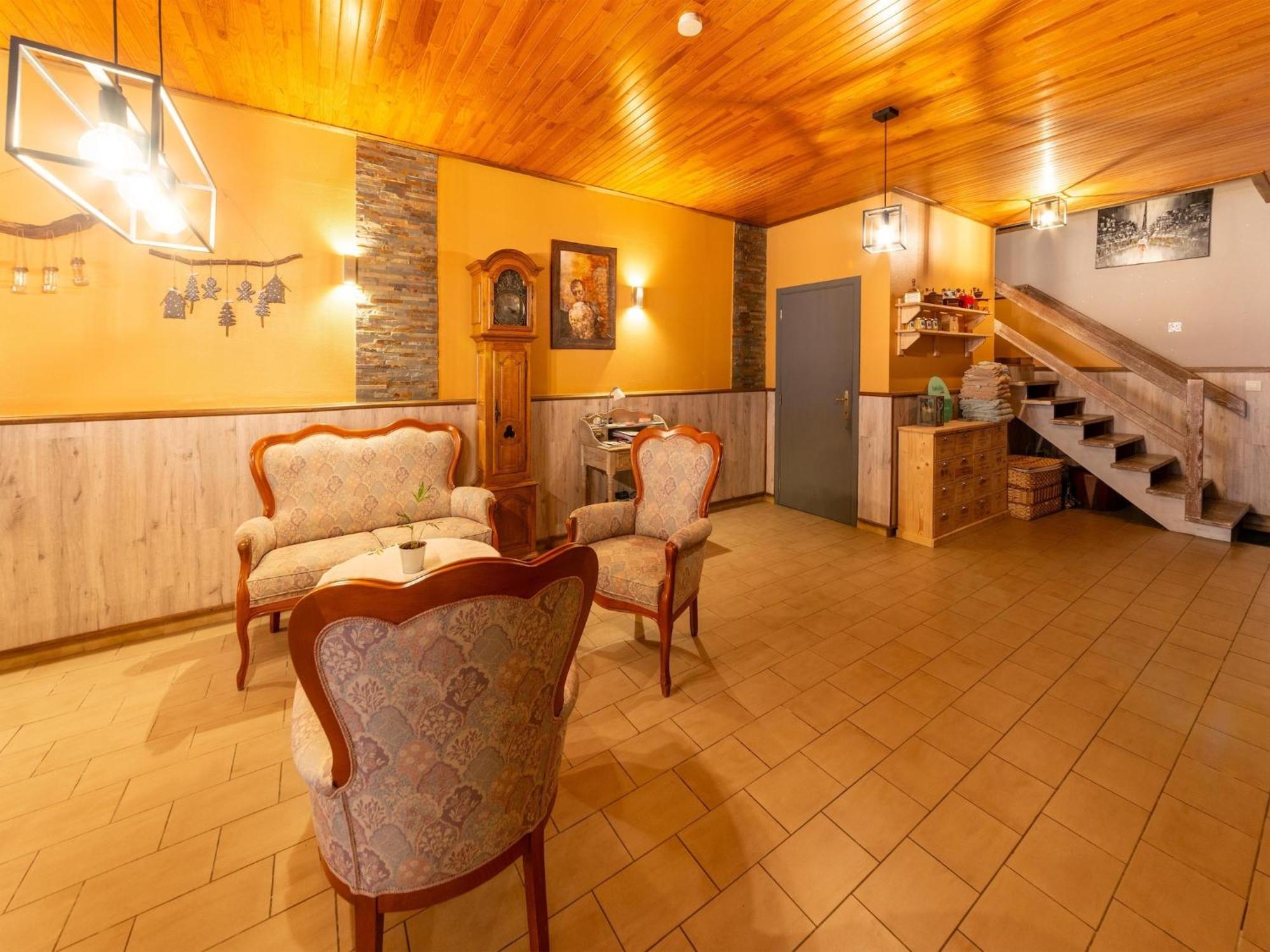 Holiday Home With Bubble Bath Florenville Extérieur photo