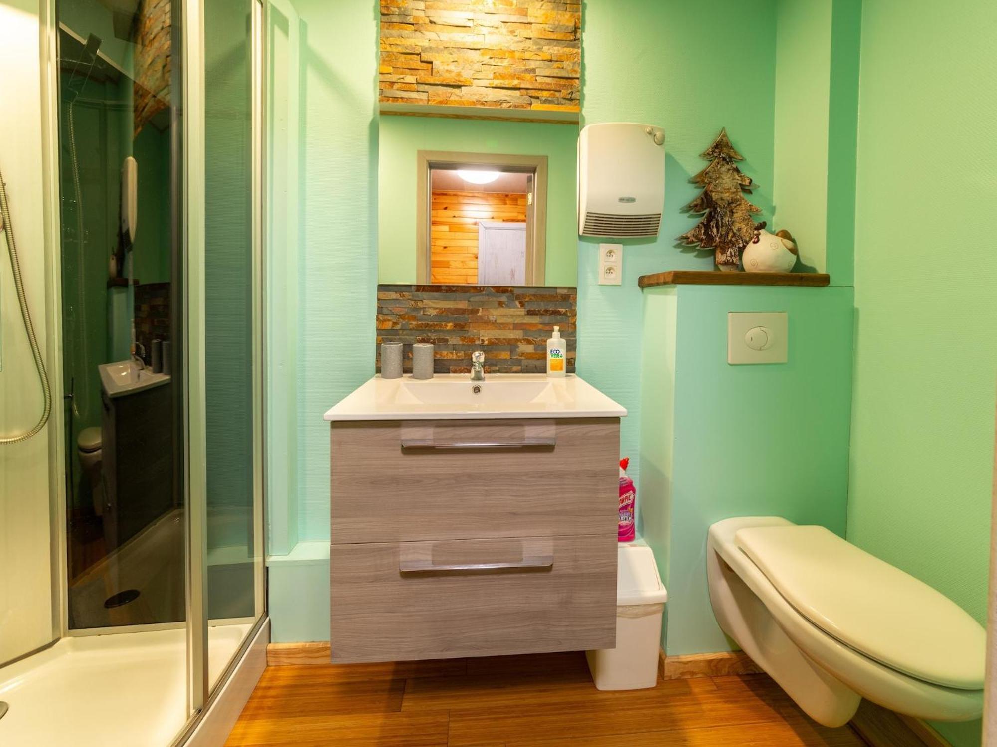 Holiday Home With Bubble Bath Florenville Extérieur photo